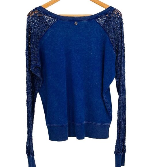 Lorna Jane bold vivid blue lace sleeve sweatshirt size medium - Picture 3 of 7